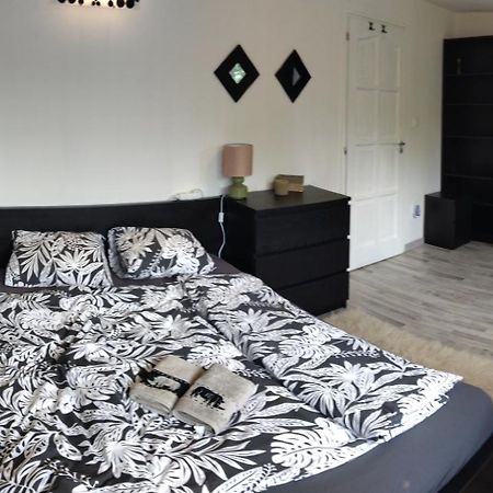 Flora House 3 Minutes From Lake Balaton Keszthely Bagian luar foto