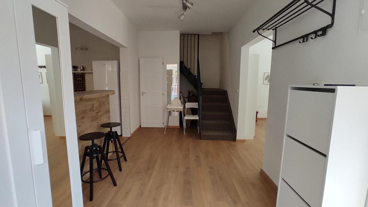 Flora House 3 Minutes From Lake Balaton Keszthely Bagian luar foto