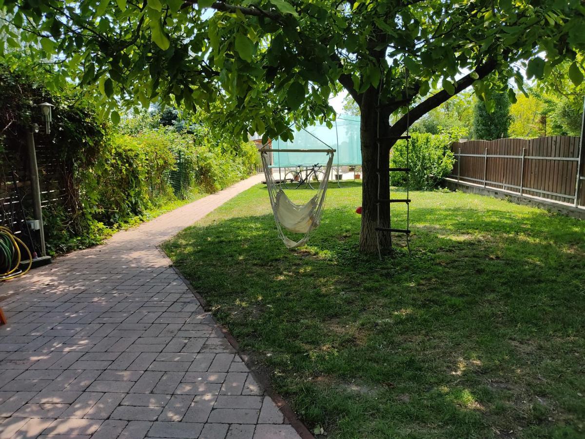 Flora House 3 Minutes From Lake Balaton Keszthely Bagian luar foto