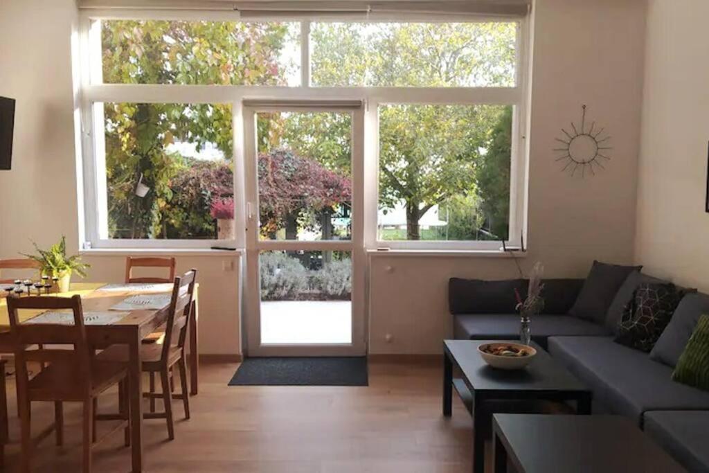 Flora House 3 Minutes From Lake Balaton Keszthely Bagian luar foto